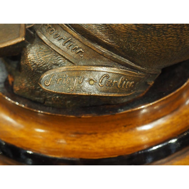 Bronze A Signed Antique French Medallion Bronze Bust of the St. Hubert Hound (1851-1925) For Sale - Image 8 of 15