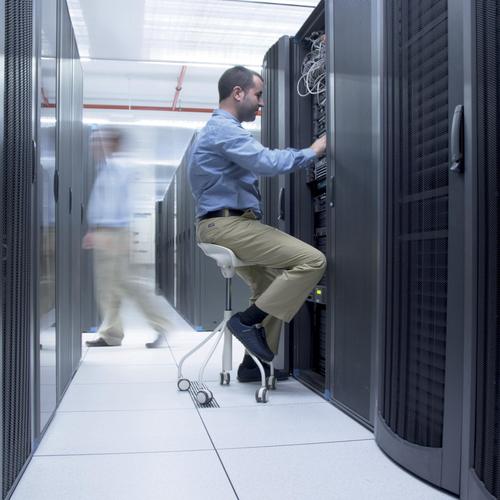 Binary Network Stool by Jordi Badia and Otto Canalda for BD Barcelona, 2010 For Sale - Image 6 of 11