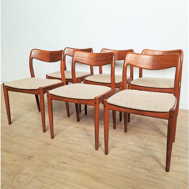 Mid-Century Modern Danish Chairs by Johannes Andersen for Uldum Møbelfabrik, 1960s, Set of 6 For Sale - Image 10 of 10
