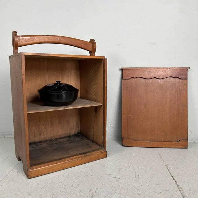 Japanese Taishō Lacquerware Storage Box, 1920s For Sale - Image 3 of 12