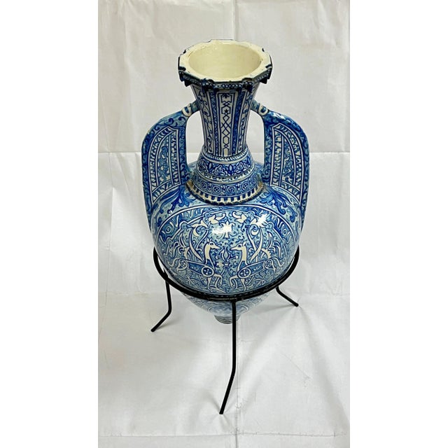 Early 19th Century Antique Blue and White Ceramic Alhambra Vase and Iron Stand For Sale - Image 5 of 12