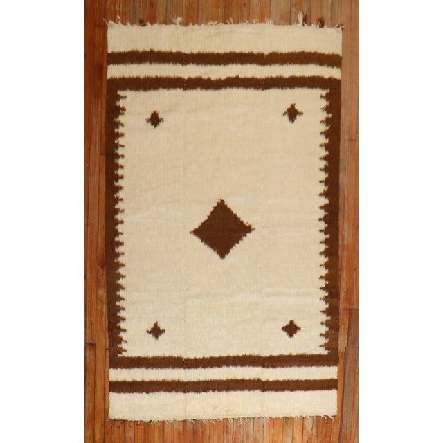 Textile Early 21st Century Ivory Brown Mohair Rug - 4'8" x 6'9" For Sale - Image 7 of 18