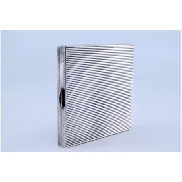 Toiletry Box in Fluted Gold and Silver For Sale - Image 6 of 11