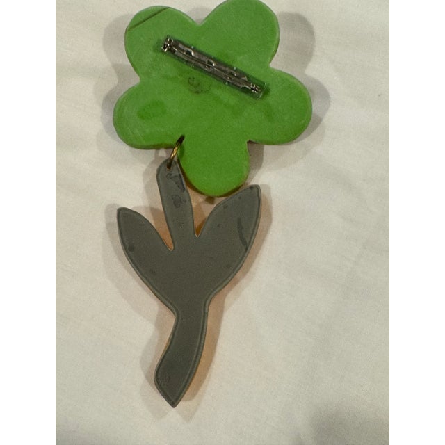 American Kaso Giant Lucite Flower Pin For Sale - Image 3 of 5
