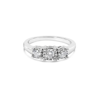 14K White Gold 1/2 Cttw Miracle Set Round Lab Grown Diamond Three Stone Illusion Plate Ring (F-G Col ES13 For Sale