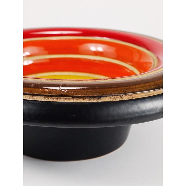 Bitossi Mid-Century Stripe Ceramic Centerpiece Bowl attributed to Bitossi for Bitossi, Italy, 1960s For Sale - Image 4 of 18