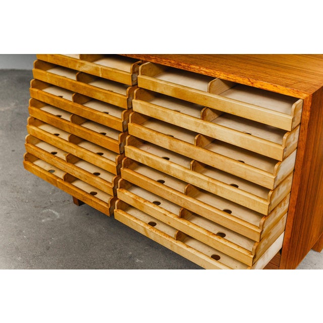 Mid-Century Roll-Top Cabinet in Teak For Sale - Image 13 of 17