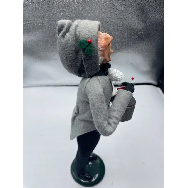 Gray Vintage Carolers Byers Choice- a Pair For Sale - Image 8 of 10