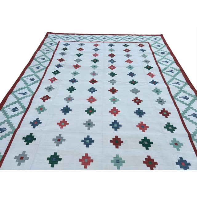 Textile Handmade Cotton Flat Weave Area Rug, Star Patterned White Green & Terracotta Dhurrie - 8'x10' For Sale - Image 7 of 11
