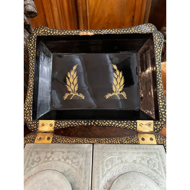 Antique 19th Century Chinese Export Gilt Lacquer Sarcophagus Tea Caddy For Sale - Image 4 of 8