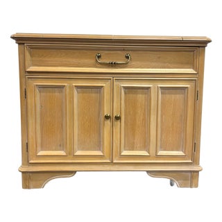 Vintage Bernhardt Furniture Flip Top Server Sideboard For Sale