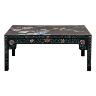 1970s Chinese Black Lacquer Flower Birds Graphic Rectangular Low Coffee Table For Sale