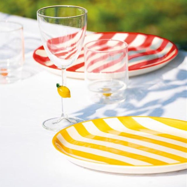 Contemporary Lido Dinner Plate (Set of 4) - Yellow For Sale - Image 3 of 4