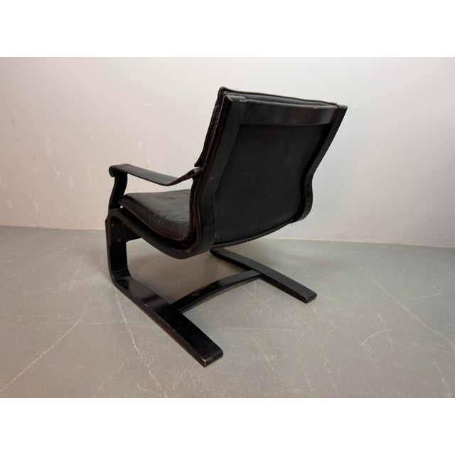 Mid-Century Modern Mid-Century Black Leather Armchairs with Black Lacquered Wooden Frames by Åke Fribytter for Nelo, Sweden, 1970s, Set of 2 For Sale - Image 3 of 13