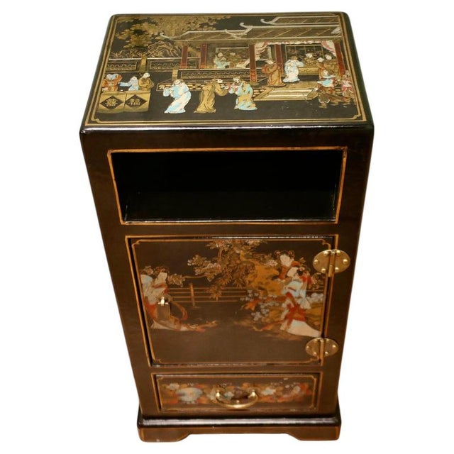 Paint Black Lacquered and Lucky Decorated Chinoiserie Side Cupboard, 1920 For Sale - Image 7 of 7