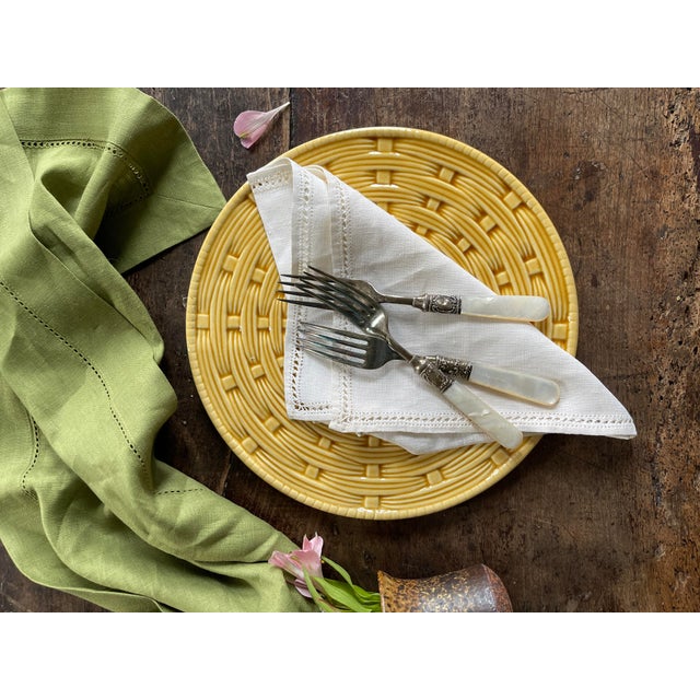 1930s French Yellow Majolica Trivet, Signed Sarreguemines For Sale In Chicago - Image 6 of 8