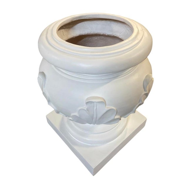 Neoclassical Neoclassical Style Cast Resin Cache Pot With Acanthus Leaf Detail For Sale - Image 3 of 11
