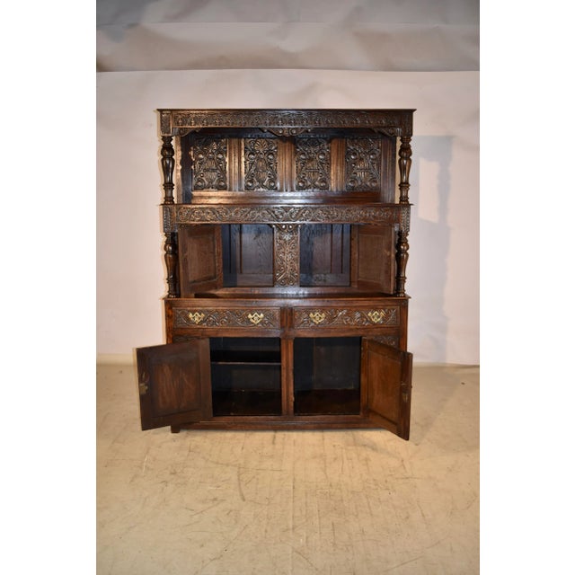 Early 18th Century English Tridarn Press Cupboard For Sale In Greensboro - Image 6 of 11