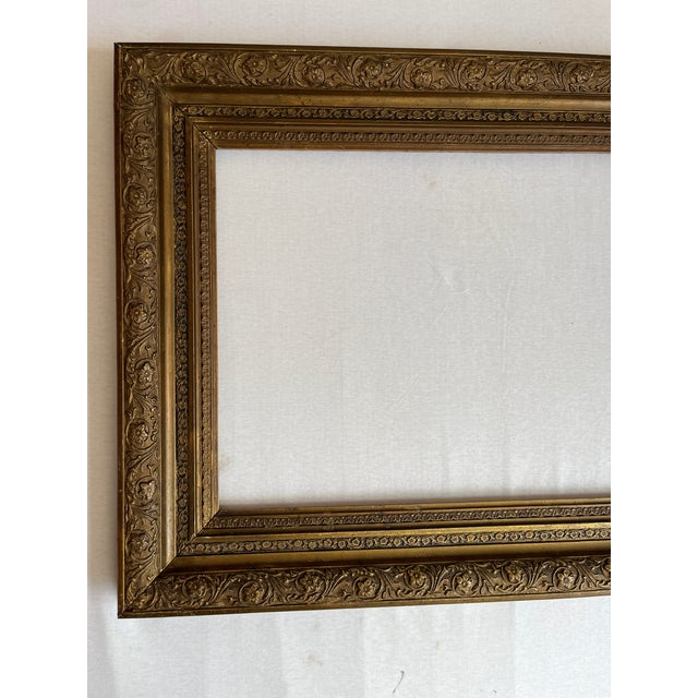 Large Vintage Giltwood Picture Frame with Floral Relief, 1930 For Sale - Image 10 of 12