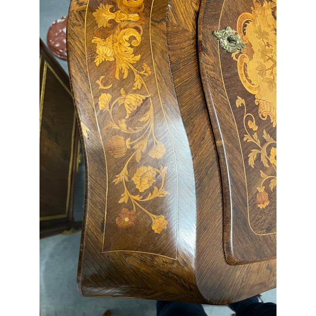 Late 19th Century Exquisite Louis XVI Style Marquetry Bureau en Pente For Sale - Image 9 of 18