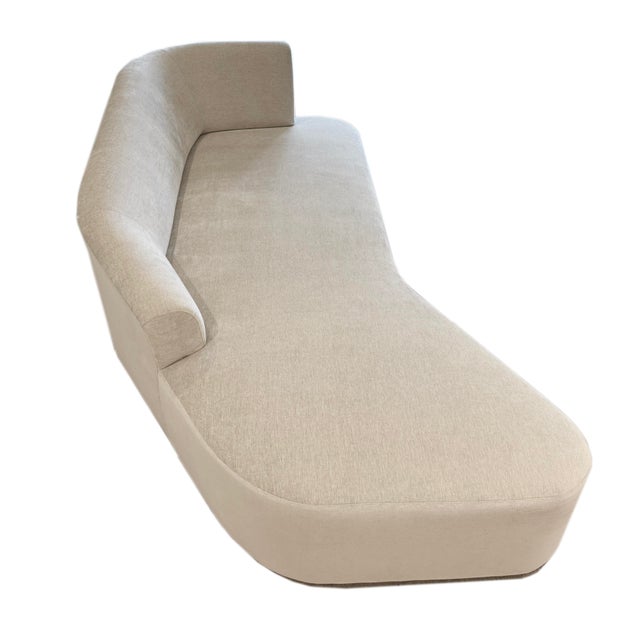 Vladimir Kagan Inspired Chaise Sofa For Sale - Image 4 of 6