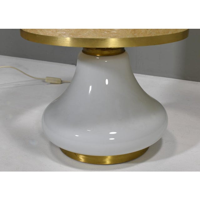 Gold Large Italian Table Lamp in Opaline Glass and Brass, 1970s For Sale - Image 8 of 12