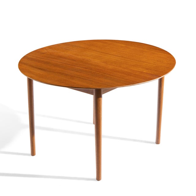 Moreddi Style Mid Century Danish Teak Expanding Dining Table With 1 Leaf For Sale - Image 9 of 10