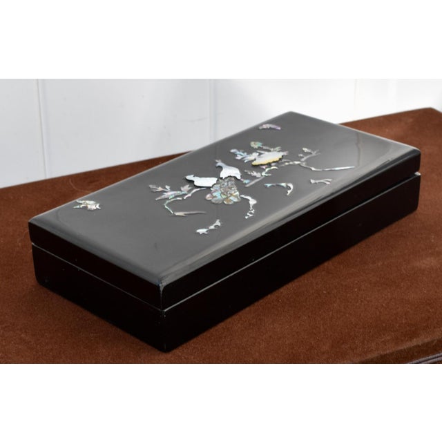 Chinese Black Lacquer Box Mother of Pearl Abalone Shell Inlay Peacock Butterfly For Sale In Philadelphia - Image 6 of 15