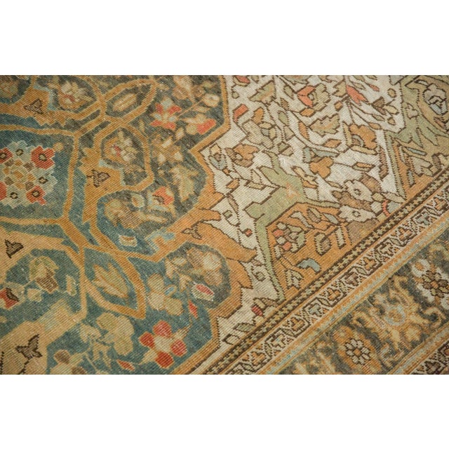 Textile 1930s Vintage Persian Sarouk Shield Medallion Wool Rug For Sale - Image 7 of 11