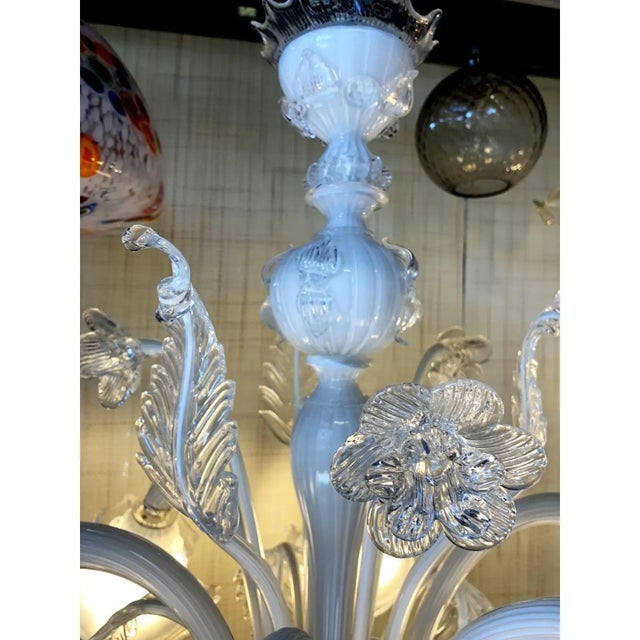 Transparent and Milky-White Venetian Glass Chandelier with Floral and Leaf Accents by Simoeng For Sale - Image 10 of 14
