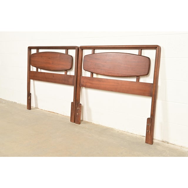 Mid-Century Modern Lane Rhythm Mid-Century Modern Sculpted Walnut Twin Size Headboards, Pair For Sale - Image 3 of 10