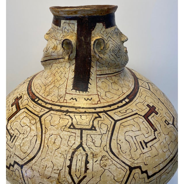 Monumental Amazonian Shipibo-Conibo Anthropomorphic Pottery Vessel For Sale - Image 9 of 11