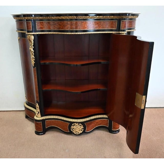 Napoleon III Cedar Burr Wood Buffet, Mid-19th Century For Sale - Image 4 of 18