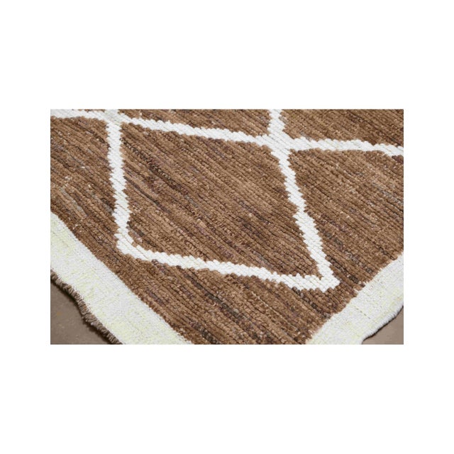 Brown & White Modern Wool Rug For Sale - Image 9 of 9