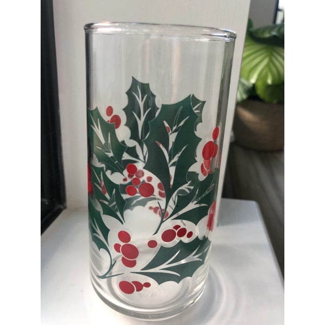 Late 20th Century Vintage Indiana Glass Holiday Holly Leaves & Berries Glass Set-4 Glasses For Sale - Image 5 of 6