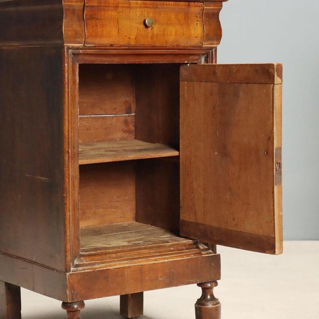 Louis Philippe Walnut Nightstands, Set of 2 For Sale - Image 4 of 13