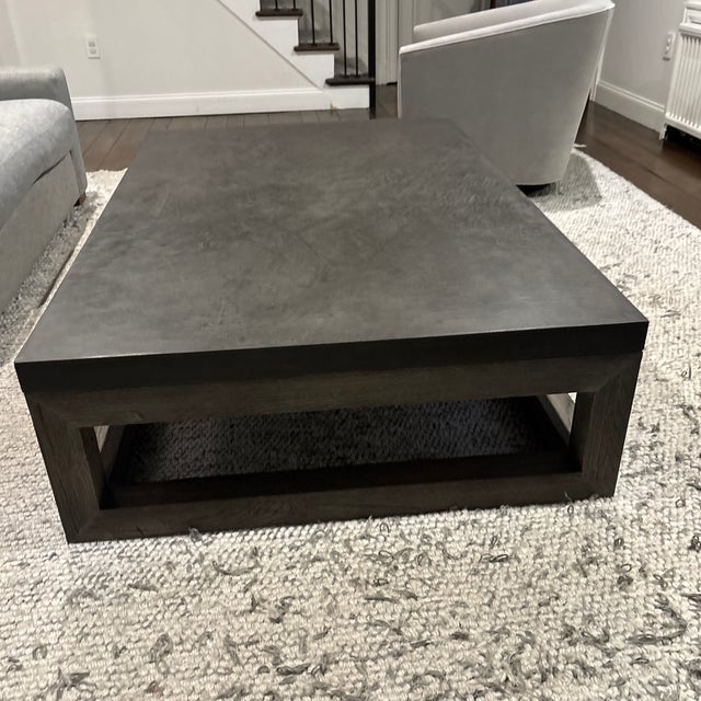 Size 67x43 in excellent condition ! Hardly used available for immediate pick up