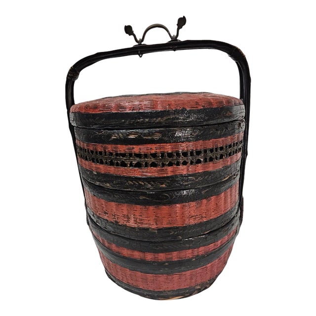 Chinese Red & Black Lacquer Bamboo Rattan Nested Basket For Sale