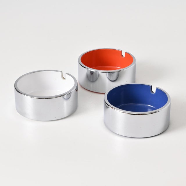 Chromed Metal and Melamine Ashtrays in the style of Isamu Kenmochi, 1970s, Set of 3, in Good conditions. Designed 1960 to...