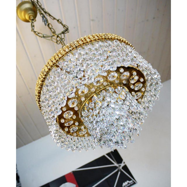 Hollywood Regency Bubbles Chandelier in Crystal and Gilt Brass by Ernst Palme for Palwa, Germany, 1960s For Sale - Image 3 of 10