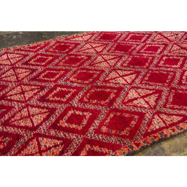 Vintage Moroccan Berber Rug With Diamond Design by Rug & Kilim, 1950-1959 For Sale In New York - Image 6 of 9