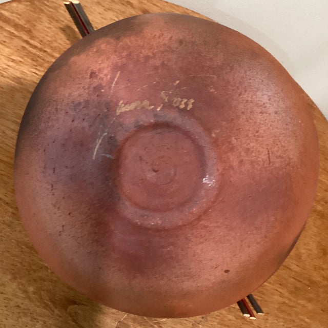 Contemporary Laura Ross Art Ceramic Handmade Clay Pottery Pot With Lid Wicker Handle Circa 1980s For Sale - Image 9 of 12