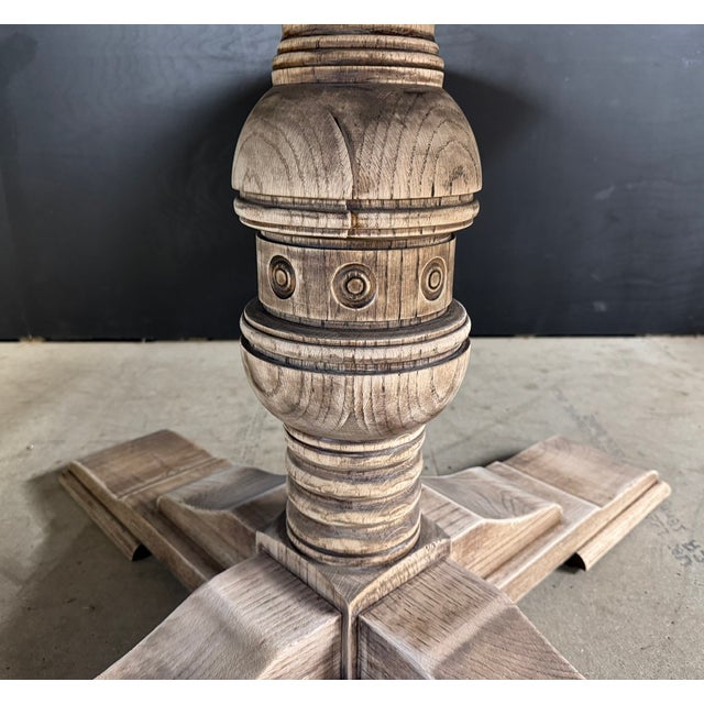Large Farmhouse Round Dining Table in Oak, 1940 For Sale - Image 6 of 18