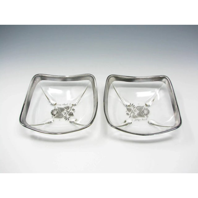 1960s Vintage Georges Briard Damask Square Serving Dishes With Sterling Silver Rim and Decoration - 2 Pieces For Sale - Image 5 of 12
