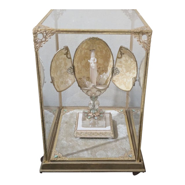 Fabergé-Style Vintage Devotional Goose Egg With Madonna & Child in Glass Display Case For Sale