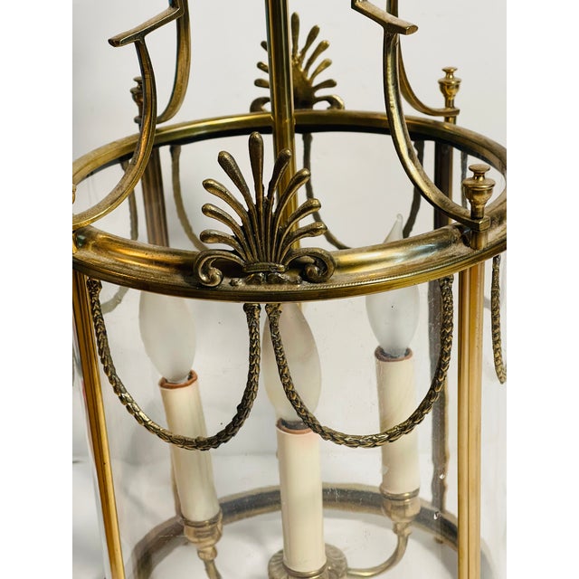 1940s Elegant Brass Neoclassical Pendant Chandelier For Sale - Image 4 of 8