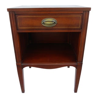 Henredon Mahogany One Drawer Federal Style Nightstand For Sale