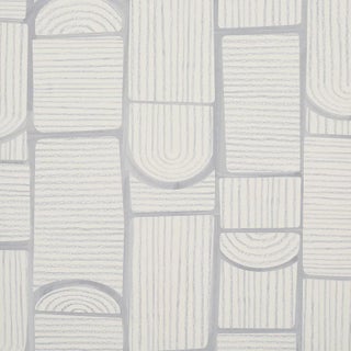 SAMPLE - Schumacher x Backdrop Bloomsbury Wallpaper In Cool Gray For Sale