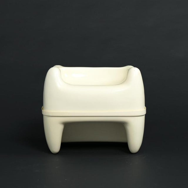 Zorro Children's Chair from Meurop For Sale - Image 10 of 18