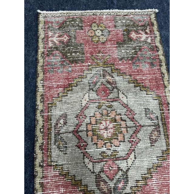 Turkish Yastik Rug 1'7" x 3'3" For Sale - Image 4 of 5